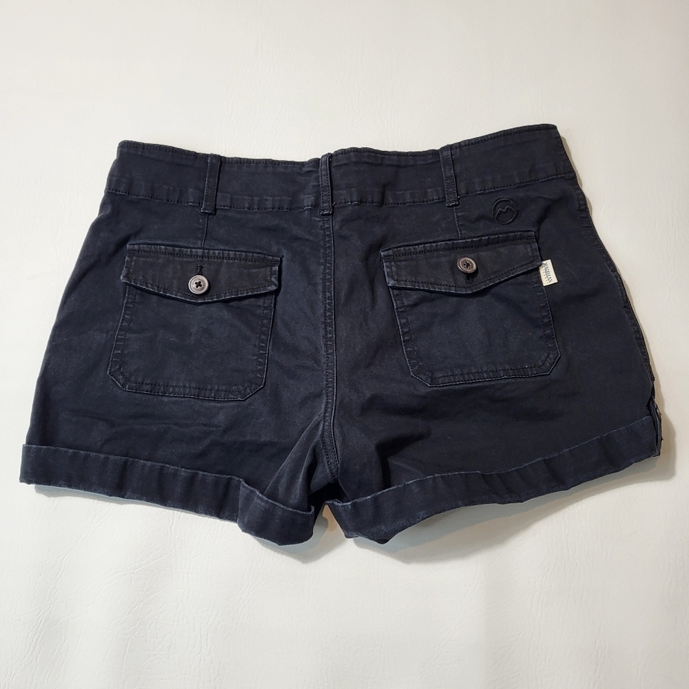 Magellan Outdoors Shorts Black Women's Size 10 - Picture 4 of 7